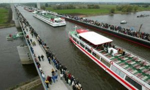 cay-cau-nuoc-magdeburg-water-bridge-magdeburg-duhocduchalo-1